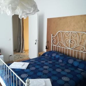 Camera con 2 camere da letto